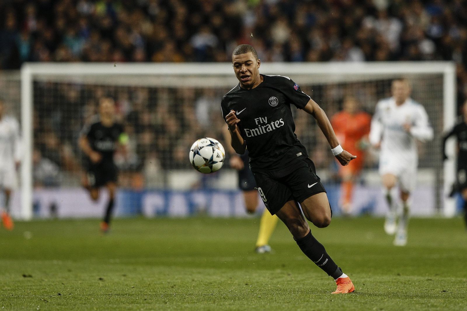 中超比赛亮点：上海申花绝杀山东泰山,