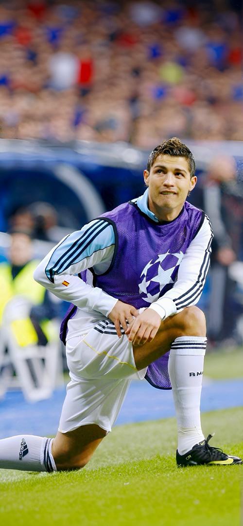 东体：海港计划1月中旬收队，俱乐部会评估合同到期球员