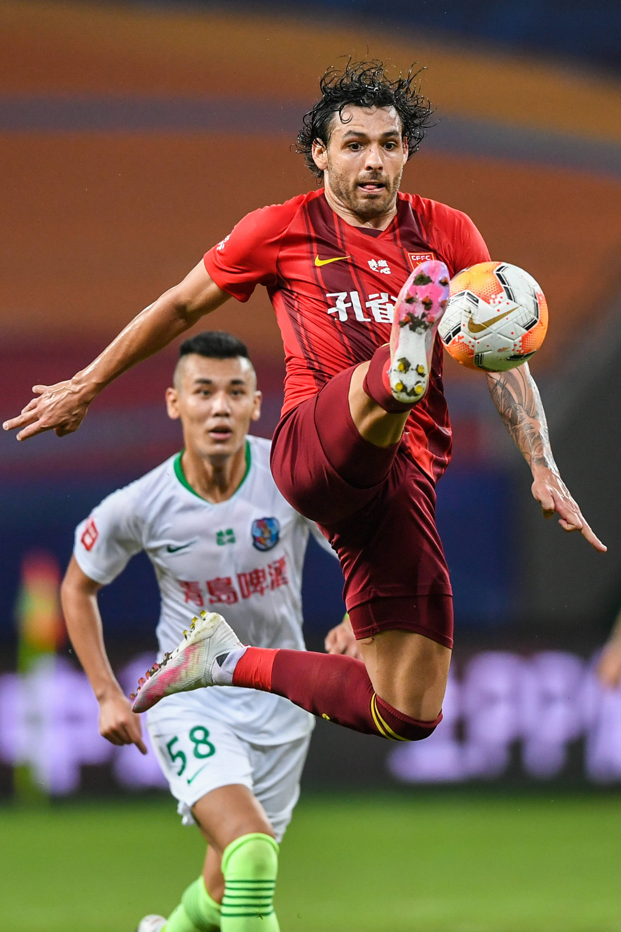 上海主帅战术布置引赞赏