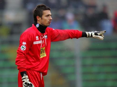 曼晚：多古和达洛特撑不起来曼联左路，俱乐部冬窗可能有动作