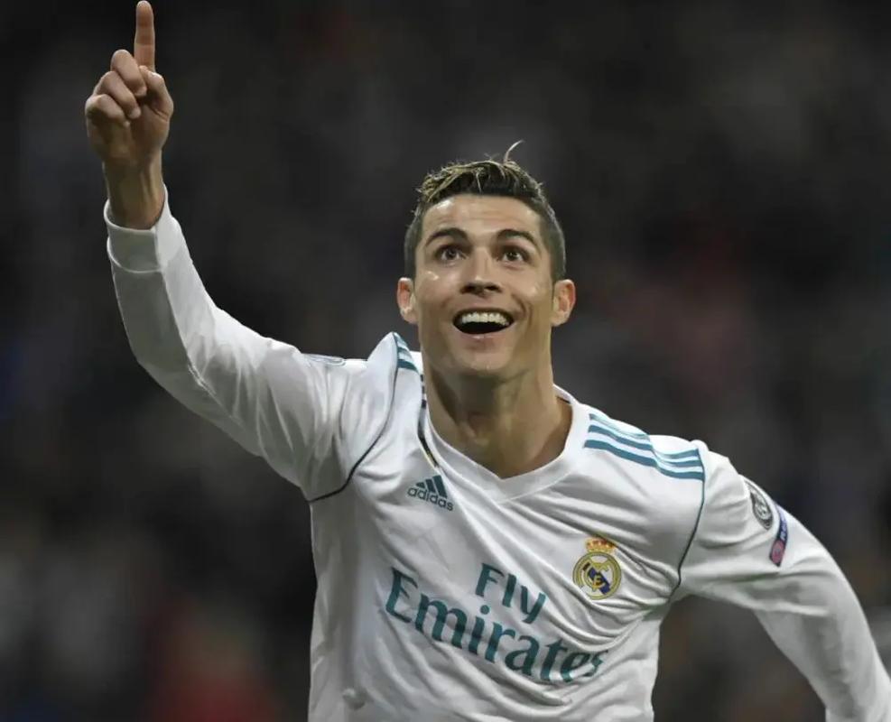 拒绝续约！武汉三镇顶薪留不住前恒大国脚，北京国安有望成新下家