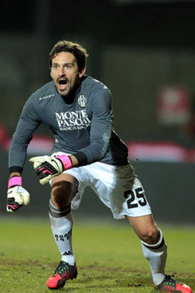 除升班马外，那不勒斯是五大联赛唯一2025年主场不败球队