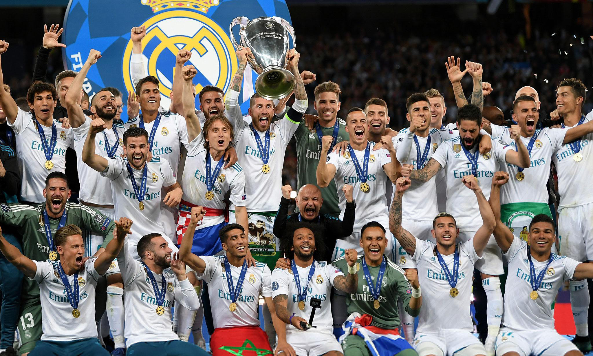 卡拉格：对阿诺德离开利物浦感到失望；祝福阿隆索在皇马成功